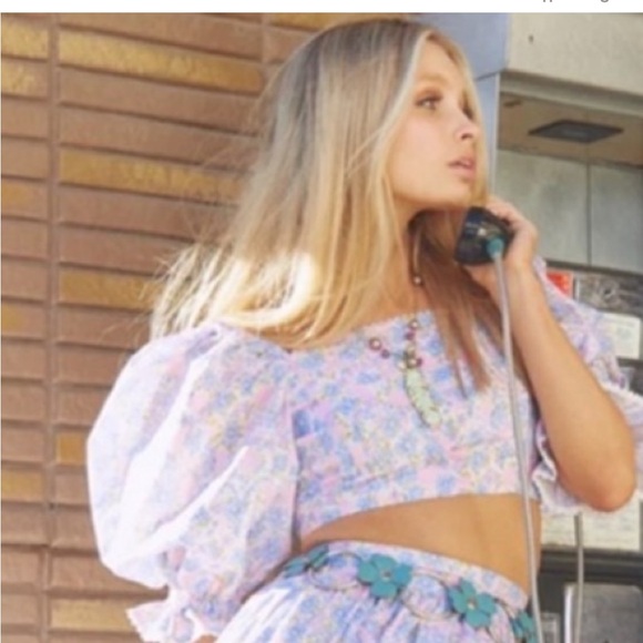 Selkie Tops - NWT Selkie The Puff Crop Top Bon Bon Floral Peony Women's 3x Square Neck
